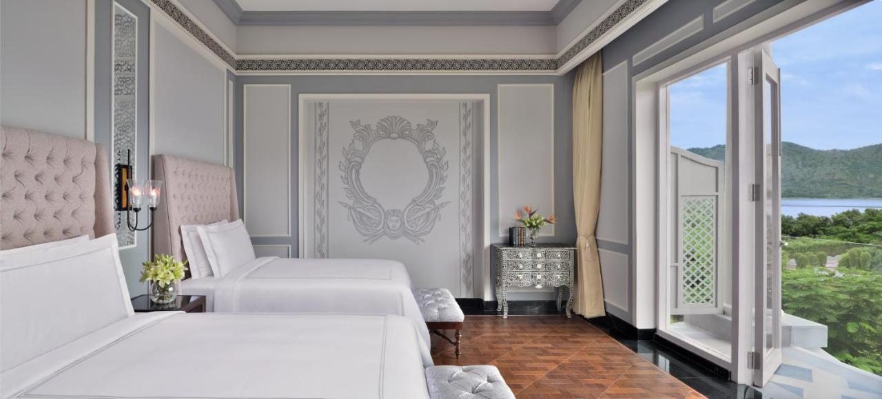 Resort Raffles 5*